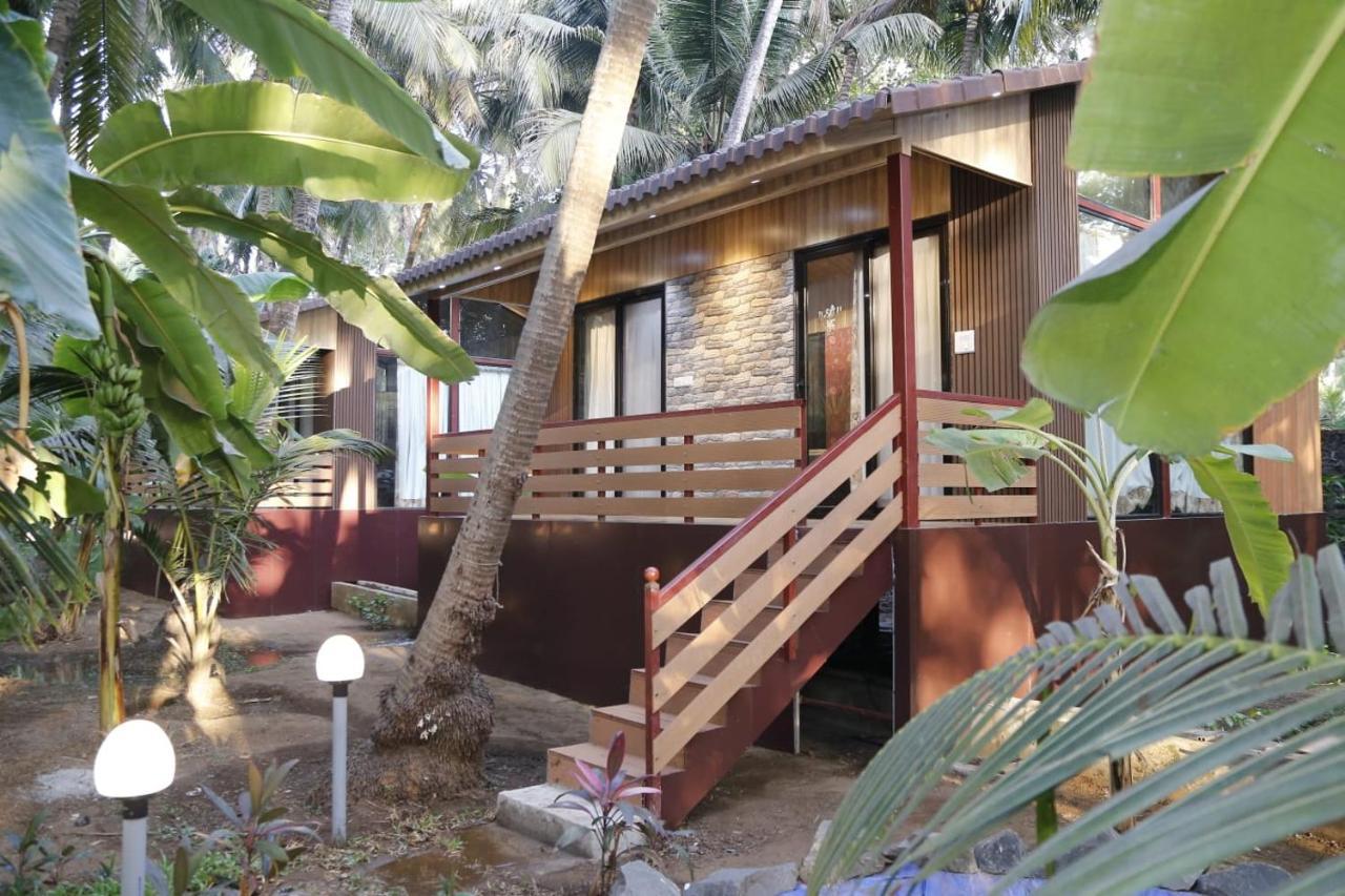 Seaswan Resort Alībāg Esterno foto